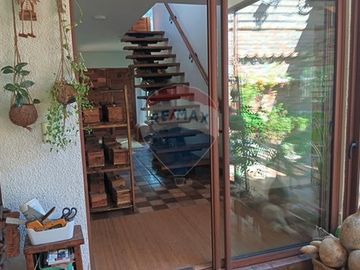 Casa + cabañas en parcela / 10 min Melipilla.