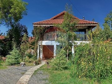 Casa + cabañas en parcela / 10 min Melipilla.