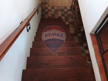 Casa + cabañas en parcela / 10 min Melipilla.