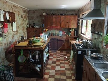 Casa + cabañas en parcela / 10 min Melipilla.