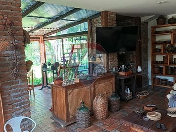 Casa + cabañas en parcela / 10 min Melipilla.