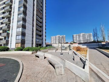 OPORTUNIDAD!! SIN PIE Depto de 2D1B en el Edificio Montenova 1, Metro Carlos Valdovinos, L5