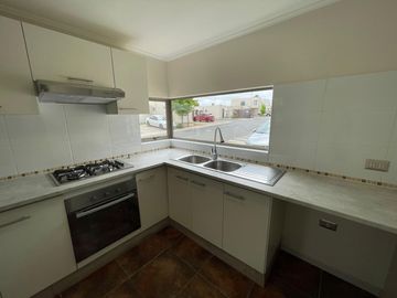 Hermosa Casa Condominio en Curauma Valparaíso