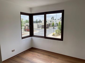 Hermosa Casa Condominio en Curauma Valparaíso