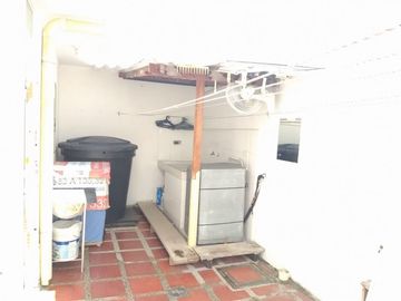 Se vende casa hostal en Rodadero - 05 Santa Marta
