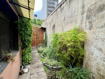 Casa de corte antiguo en excelente estado - Venta Directa - Apto Crédito!!