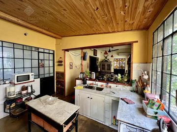 Casa de corte antiguo en excelente estado - Venta Directa - Apto Crédito!!