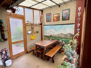 Casa de corte antiguo en excelente estado - Venta Directa - Apto Crédito!!