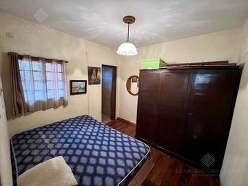 Casa de corte antiguo en excelente estado - Venta Directa - Apto Crédito!!