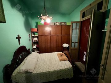 Casa de corte antiguo en excelente estado - Venta Directa - Apto Crédito!!