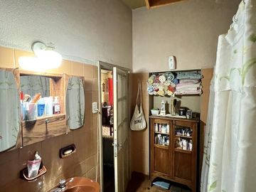 Casa de corte antiguo en excelente estado - Venta Directa - Apto Crédito!!