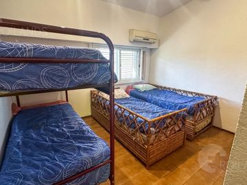 Venta Casa 4 Ambientes en 2 Plantas, con Jardín y Piscina en Country El Venado Canning