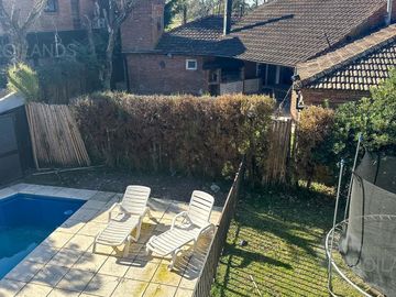 Venta Casa 4 Ambientes en 2 Plantas, con Jardín y Piscina en Country El Venado Canning