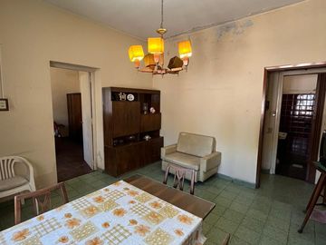 VENTA PH TIPO CASA 2 AMBIENTES EN LOMAS DEL MIRADOR
