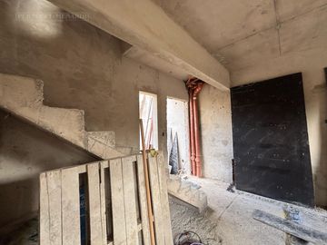 CASA 4 AMBIENTES A ESTRENAR