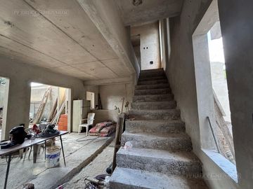 CASA 4 AMBIENTES A ESTRENAR