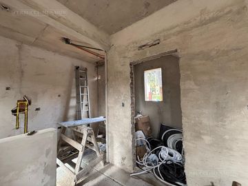 CASA 4 AMBIENTES A ESTRENAR