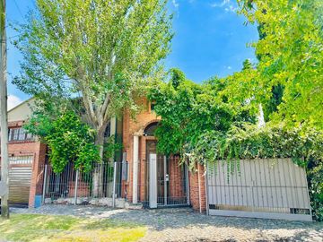 Casa en Castelar Norte