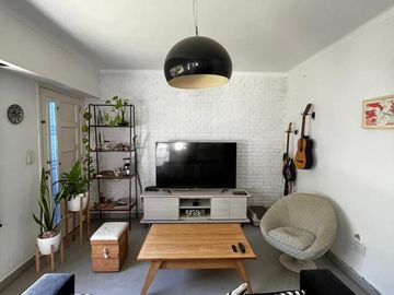 Casa con departamento en Munro - APTO CREDITO