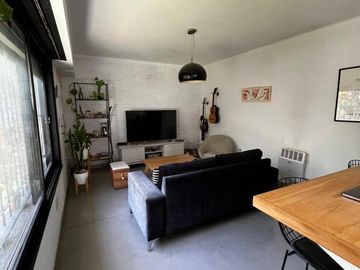 Casa con departamento en Munro - APTO CREDITO