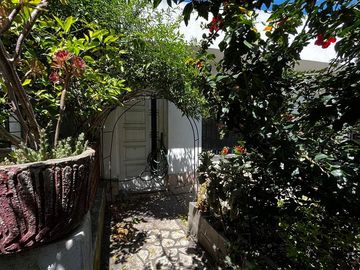 Casa con departamento en Munro - APTO CREDITO