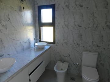 Casa en venta en Los Juncos