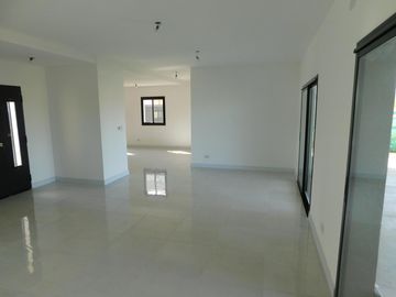 Casa en venta en Los Juncos