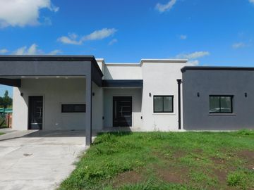 Casa en venta en Los Juncos