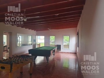Lujosa propiedad en venta - Dique Lujan.