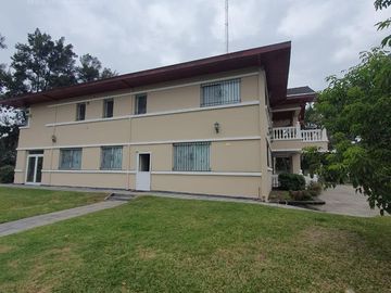 Lujosa propiedad en venta - Dique Lujan.