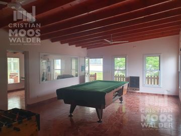 Lujosa propiedad en venta - Dique Lujan.