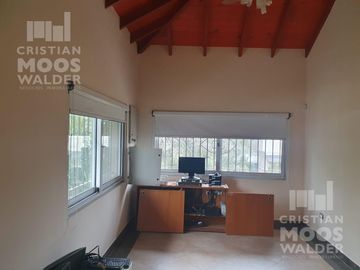 Lujosa propiedad en venta - Dique Lujan.