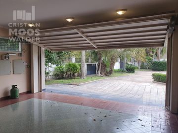 Lujosa propiedad en venta - Dique Lujan.