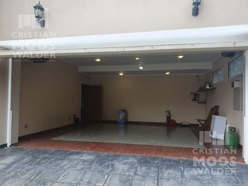 Lujosa propiedad en venta - Dique Lujan.
