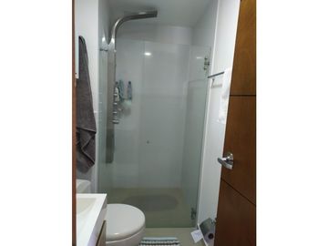 RENTA APARTAMENTO EN PISO ALTO PINARES PEREIRA