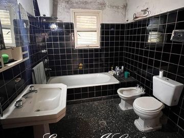 Casa en  castelar Sur