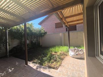 Casa a Estrenar en Rincón de Milberg - APTO CREDITO