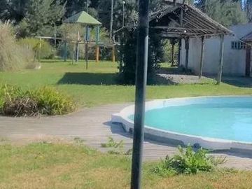 Casa en venta - 2 dormitorios 1 baño 2 cocheras - 1000mts2 - El Rodeo, Abasto [FINANCIADA]