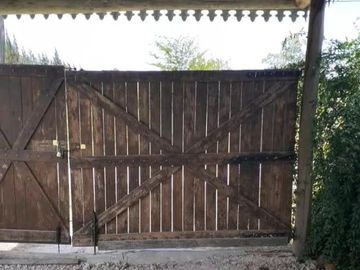 Casa en venta - 2 dormitorios 1 baño 2 cocheras - 1000mts2 - El Rodeo, Abasto [FINANCIADA]