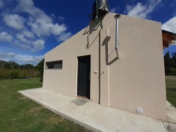 Casa en venta - 2 dormitorios 1 baño 2 cocheras - 1000mts2 - El Rodeo, Abasto [FINANCIADA]