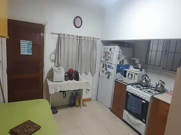 VENDO CHALET 3 AMBIENTES RECICLADO - APTO A CREDITO