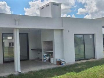 Casa Venta Santa Elena Pilar del Este 4 Ambientes a estrenar