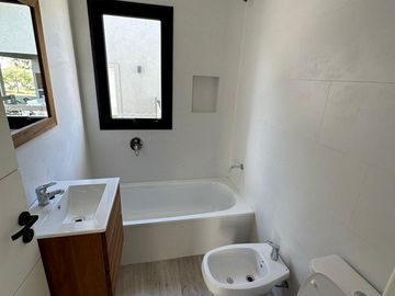 Casa Venta Santa Elena Pilar del Este 4 Ambientes a estrenar