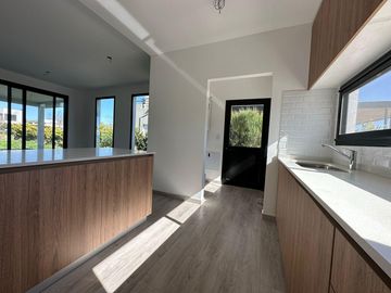 Casa Venta Santa Elena Pilar del Este 4 Ambientes a estrenar