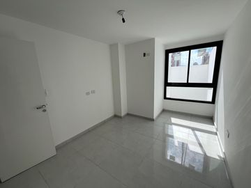 !!VDO. EXC DEPTO. 1 Y 2 DORM. A ESTRENAR A CDRAS DE PLAZA COLON!!