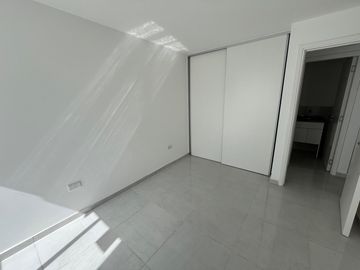 !!VDO. EXC DEPTO. 1 Y 2 DORM. A ESTRENAR A CDRAS DE PLAZA COLON!!