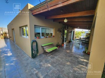 Venta - Casa 3 dormitorios con cochera - Terrazas de Villa Allende