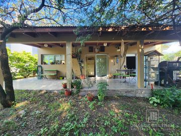 Venta - Casa 3 dormitorios con cochera - Terrazas de Villa Allende