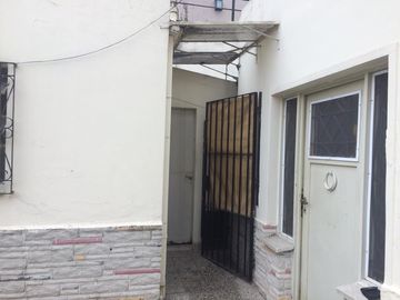 Casa en  venta - LOTE PROPIO - APTO CREDITO
