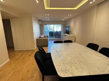 Departamento en venta - 4 Dormitorios 3 Baños - Cochera - 120Mts2 - Palermo